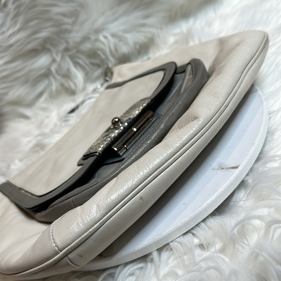 GUC Coach Kristin Python Croc Embossed Cream/Grey Leather Hand/Shoulder Bag - Picture 4 of 16